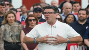 BURNHAM LEADS THE RACE Labour's New Favourite